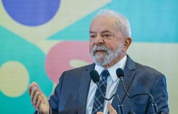 Lula anuncia mais 16 novos ministros