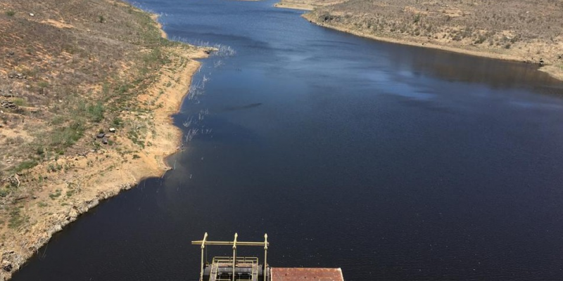 A barragem de Jucazinho, em Surubim, considerada uma das maiores e mais importantes da região e do estado, chegou a 38% do total da capacidade