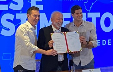 Lula e João Campos assinam Ordem de Serviço que garante R$40 milhões para ações nas encostas de 14 bairros do Recife