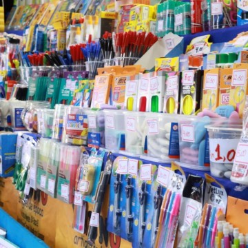 Procon  do Jaboatão alerta consumidores sobre cobrança de taxas e listas de materiais na volta às aulas