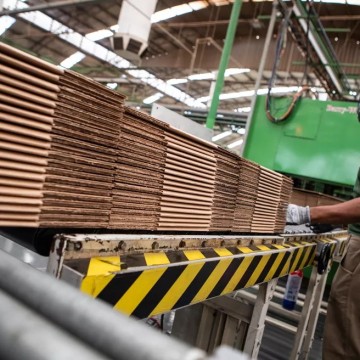 Produção industrial cresce 0,3% em maio e tem quarta alta seguida
