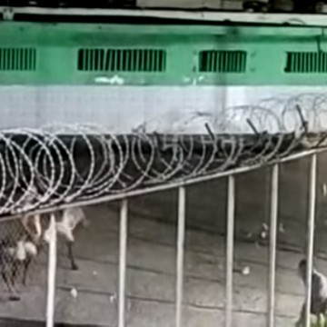 Vídeo flagra materiais ilícitos sendo arremessados por cima de muro no Complexo do Curado; Sindicato dos Policiais Penais denuncia falta de efetivo