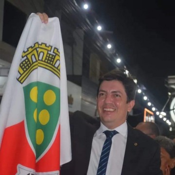 Deputado Henrique Queiroz Filho destina quase meio milhão de reais para investimentos em Limoeiro