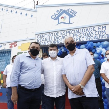 Eduardo da Fonte, Paquinha e Antônio Moraes inauguram Casa Azul para pessoas com autismo em Macaparana