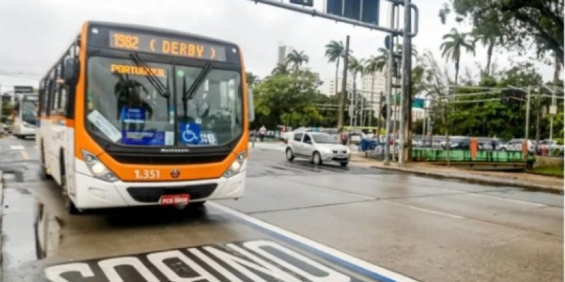 Grande Recife Consórcio estende os horários das últimas viagens em 18 linhas que passam próximo aos shoppings Recife, RioMar, Guararapes e Camará