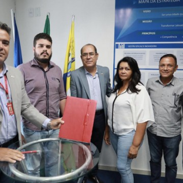 Prefeitura do Jaboatão celebra contrato para implantação do Sistema de Bilhetagem Eletrônica Municipal    