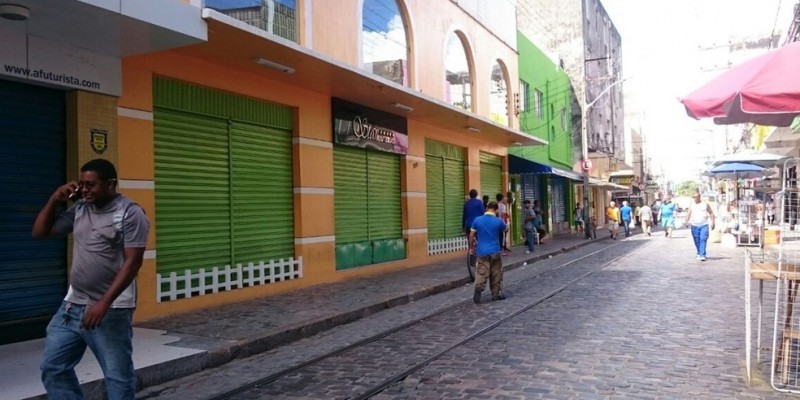 Comércio de rua e praias devem ser abertos antes de outras cidades pernambucanas