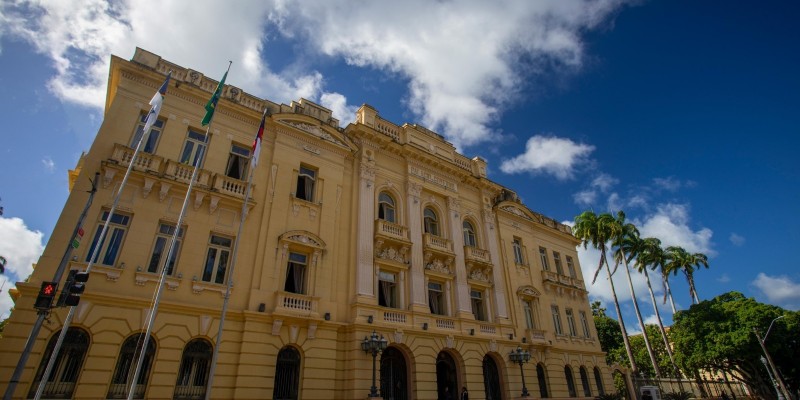 No Nordeste, Pernambuco é o estado com maior economia de custeio da máquina pública, segundo STN De acordo com o relatório, as despesas correntes estaduais cresceram apenas 2%, enquanto a média estadual no País foi de 11%