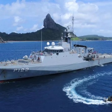 Com salários a partir de R$ 10 mil, Marinha abre vagas para oficiais temporários