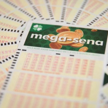 Mega-Sena pode pagar R$ 70 milhões nesta terça