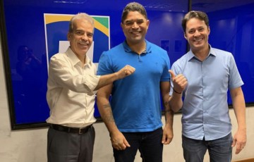 Anderson Ferreira oficializa pré-candidatura de Edson Gomes à Prefeitura de Ribeirão