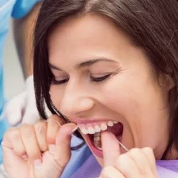 Dia Mundial da Saúde Bucal: cuidar dos dentes evita doenças e influencia no bem-estar