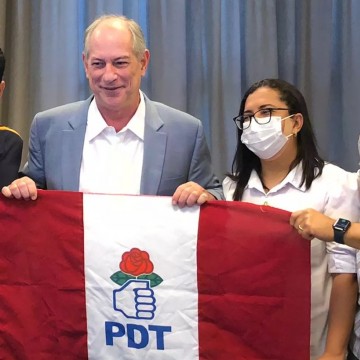PDT oficializa Ana Paula Matos como candidata a vice-presidente ao lado na chapa de Ciro