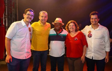 Eriberto Filho e  Botafogo realizam  caminhada para inauguração de comitê em Carpina 