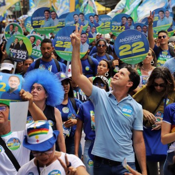 Anderson prioriza debates com a população em agendas por Pernambuco
