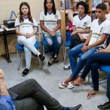 Em Pernambuco, 62,5% dos alunos do ensino médio estão matriculados em tempo integral