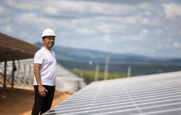 Prefeito Edilson Tavares constrói usina de geração de energia solar para Toritama 