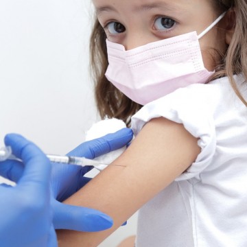 Mais de 450 mil crianças iniciaram esquema vacinal contra Covid-19 em Pernambuco 