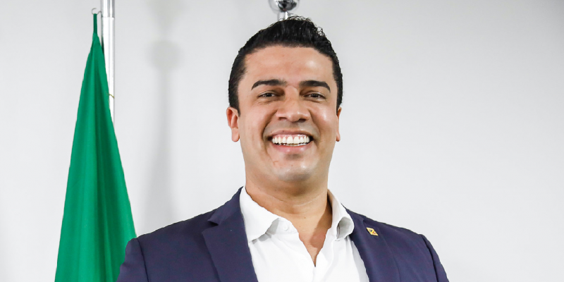 Após renúncia de Raquel para disputa ao governo do estado, Rodrigo Pinheiro tomou posse como Prefeito nesta quinta-feira (31)