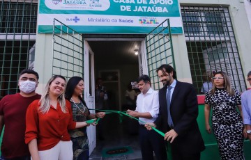 Diogo Moraes acompanha entrega de Casa de Apoio de Jataúba