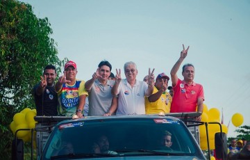 Danilo, Silvio Filho, Antônio Moraes e Paulo Batista comandam a maior carreata da história de Itamaracá