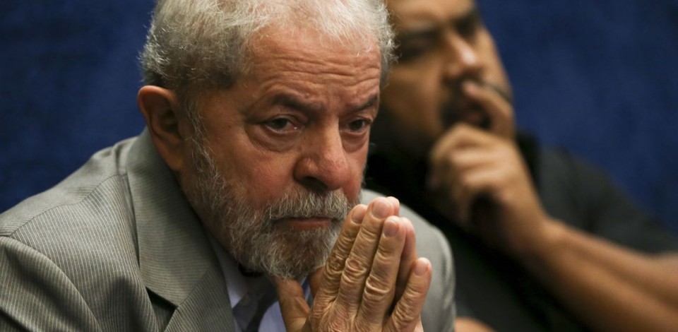 Procuradores da Lava Jato pedem que Lula vá para o regime semiaberto