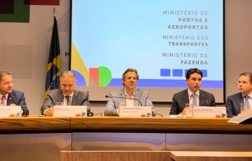 Haddad, Renan e Silvio Costa Filho apresentam programa de fortalecimento ao setor portuário