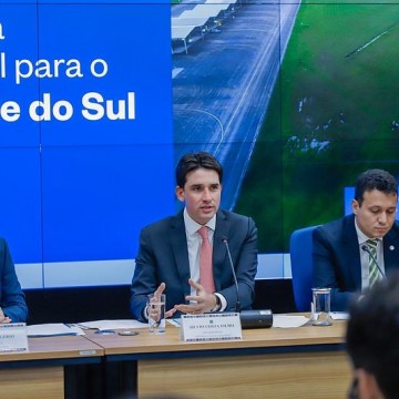 Silvio Costa Filho apresenta malha aérea emergencial para o Rio Grande do Sul