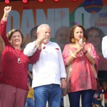 Em evento com o ex presidente Lula, Luciana Santos é oficializada como pré-candidata a vice-governadora