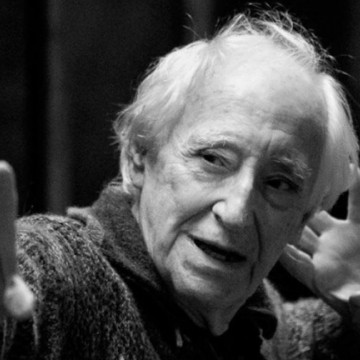 Morre dramaturgo José Celso aos 86 anos em São Paulo