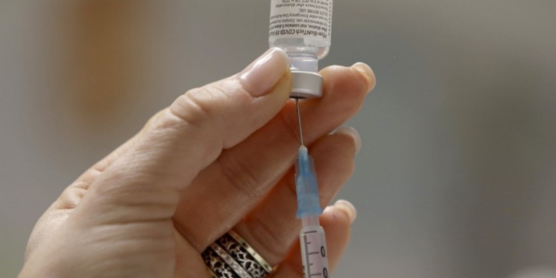 O imunizante XBB 1.15 deve ser utilizado como início do esquema vacinal de quem ainda não se vacinou