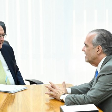 Alckmin e Dueire se reúnem para discutir energias renováveis no Brasil 