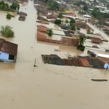 Chuvas em Pernambuco deixam mais de 4 mil pessoas fora de suas casas no Agreste e Zona da Mata Sul 