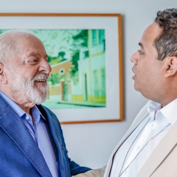  “Eu falei com o coração”, disse Lula sobre discurso de improviso na Refinaria Abreu e Lima 