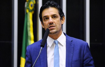Daniel Coelho convida Tábata Amaral para se filiar ao Cidadania 