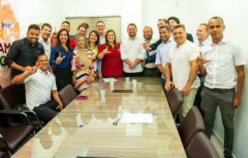 Marília recebe apoio de vereadores do grupo político de Romerinho Jatobá, presidente da Câmara do Recife 