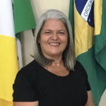 Vereadora de Gameleira chama atenção da educação do município 