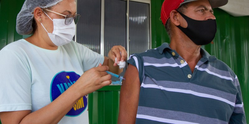 O Secretário Estadual de Saúde, André Longo, reforçou a necessidade da busca para a segunda dose daqueles que iniciaram seus esquemas vacinais