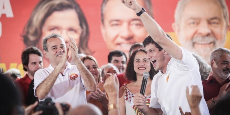 Coluna da segunda | João Campos entra de cabeça na campanha de Danilo