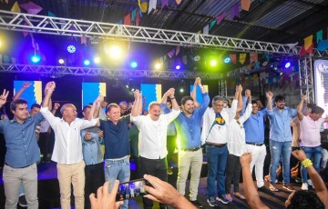 Em Itapissuma, Zé de Irmã Teca apresenta seus pré-candidatos a deputado Mário Ricardo e Eriberto Medeiros