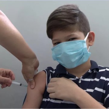 Mais de 500 mil crianças não se vacinaram contra a Covid-19 em Pernambuco