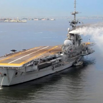 Ministério da Defesa, AGU e Marinha se pronunciam sobre afundamento do ex-porta aviões