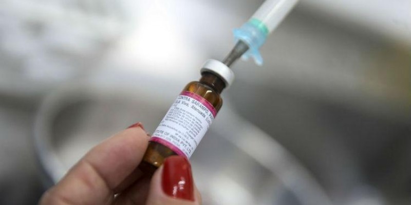 Governo decidiu reforçar o estoque de vacina para evitar um surto da doença no Estado. 