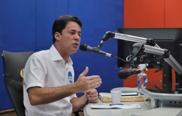  “O futuro de Pernambuco não pode ficar entre as promessas e a incapacidade de ninguém”, afirma Anderson Ferreira 
