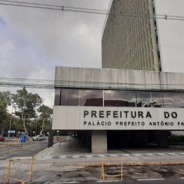 Recife regulamenta plano de demissão voluntária/reforma administrativa para servidores municipais