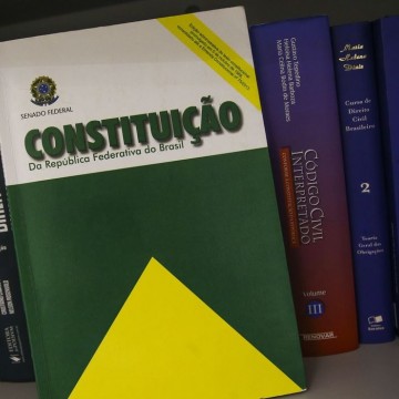 Constituição e Lei Maria da Penha ganharão tradução em idioma indígena