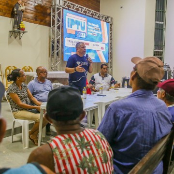 No Cabo, Keko do Armazém discute em plenária problemáticas da Vila Esperança, em Ponte dos Carvalhos