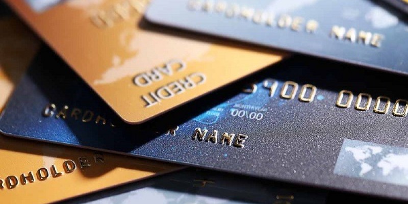 Consumidores podem negociar dívidas de cartão de crédito, cheque especial e crédito consignado