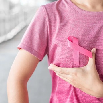 Outubro Rosa: diagnóstico precoce do câncer de mama salva vidas