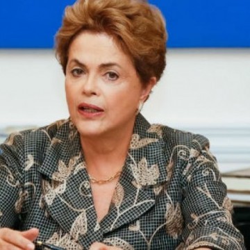 Dilma interpela Bolsonaro no STF e ministra dá 15 dias de prazo para ele se explicar